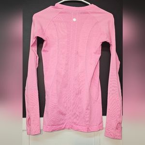 Lululemon Swiftly Tech Long Sleeve Crew size 4